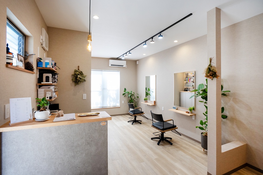 hachi hair salon内装